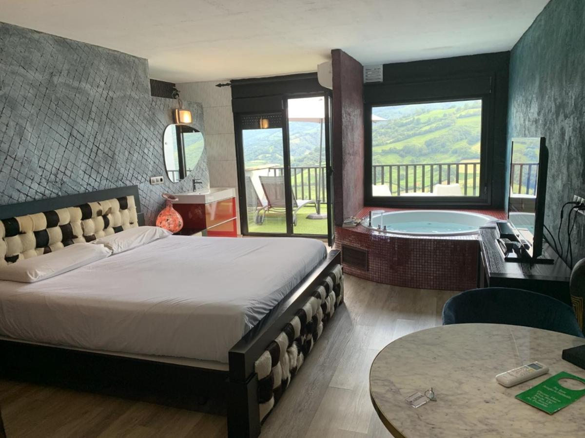 La Aldea Sonada Hotell Oviedo Eksteriør bilde